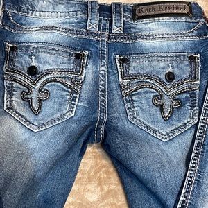 Women Rock Revival Size 25